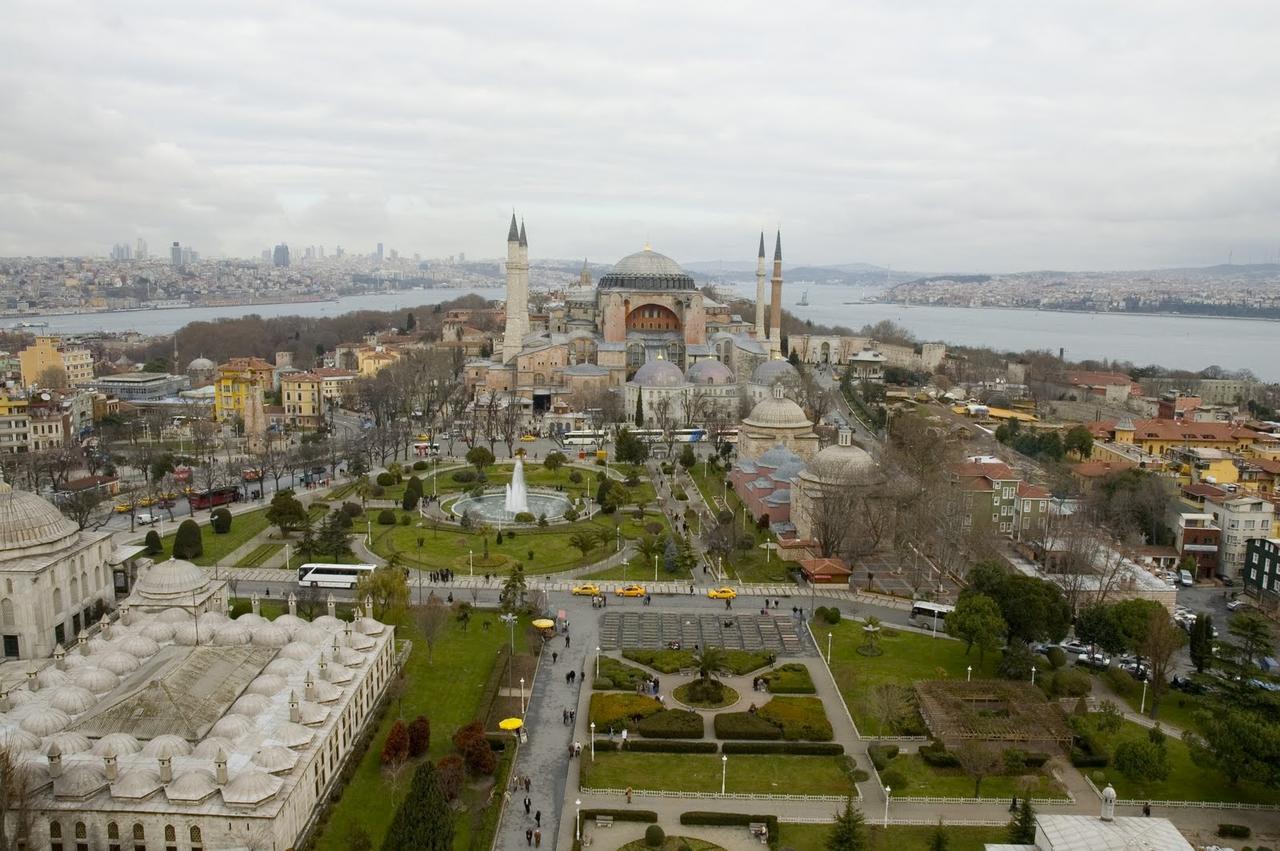 Bucoleon Hostel Istanbul Exterior foto